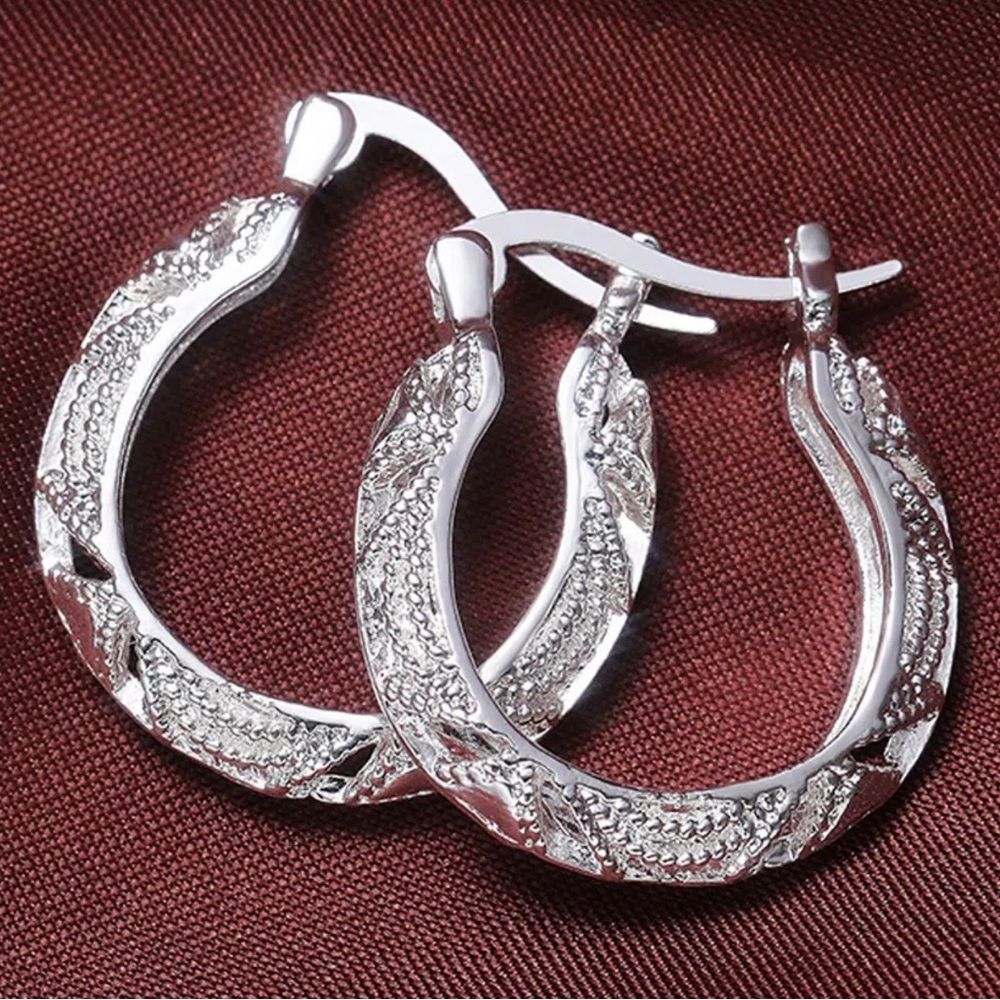 New Beautiful Silver Tone Textured Hoop Earrings Fashion Jewelry